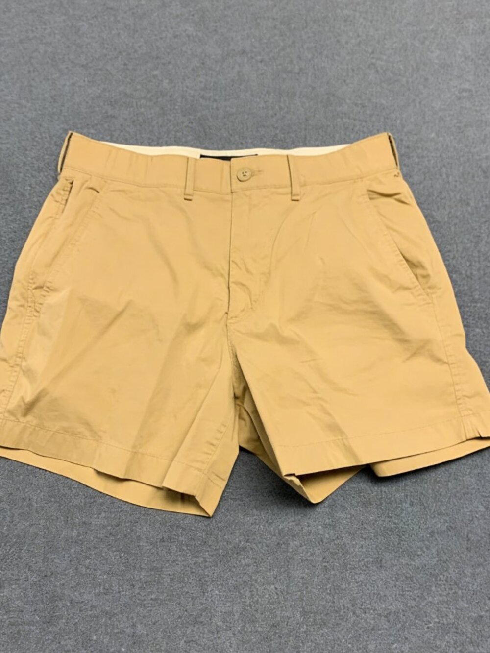 Abercrombie & Fitch Men's Short Size 31 Khaki Day Stretch Athletic Fit Chino